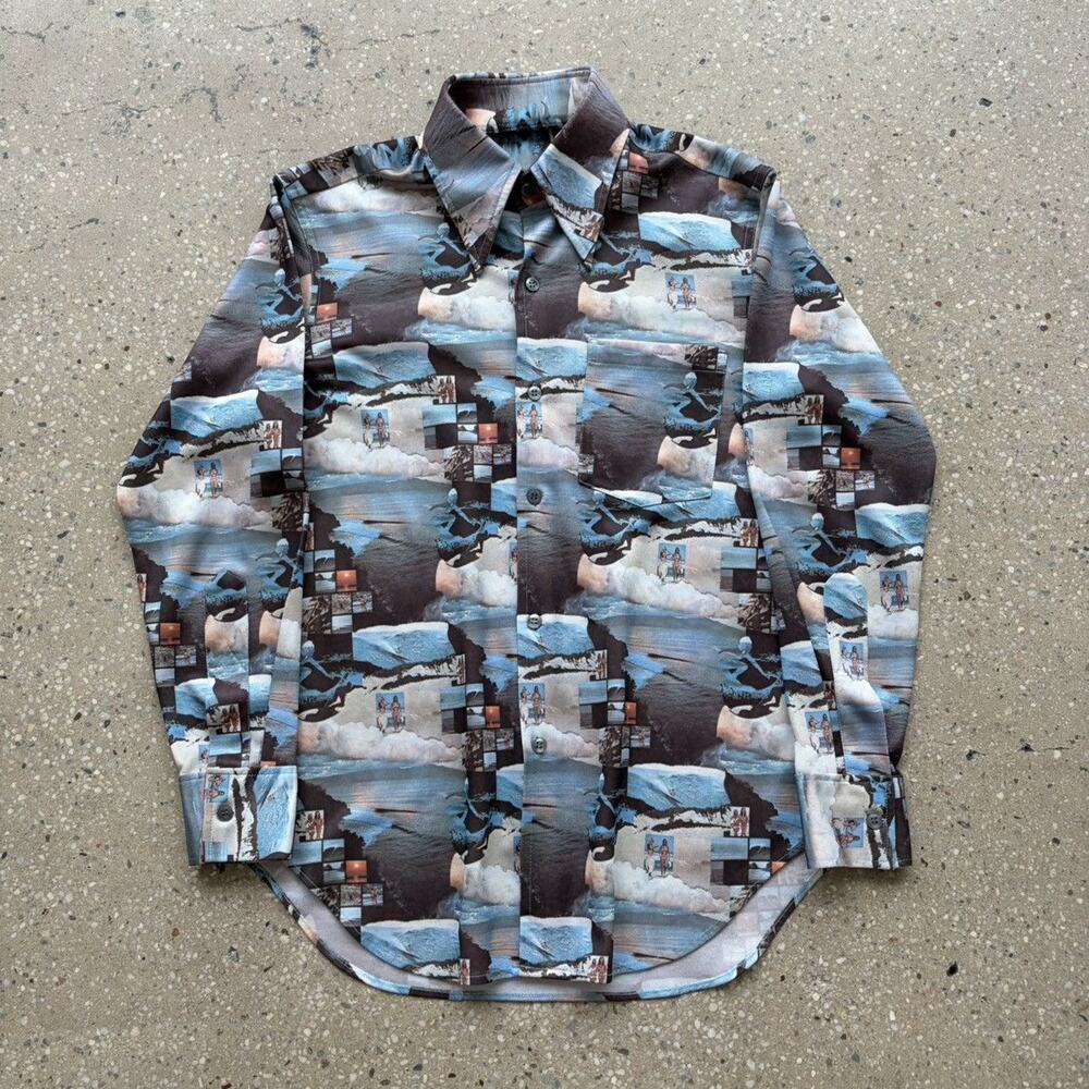Vintage 70s Photography Print Dagger Collar Shirt